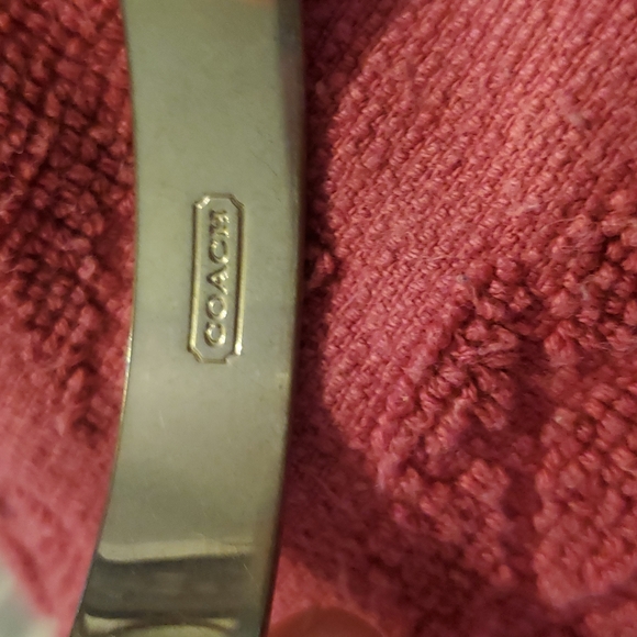 Coach Poppy Bracelet - Picture 7 of 8